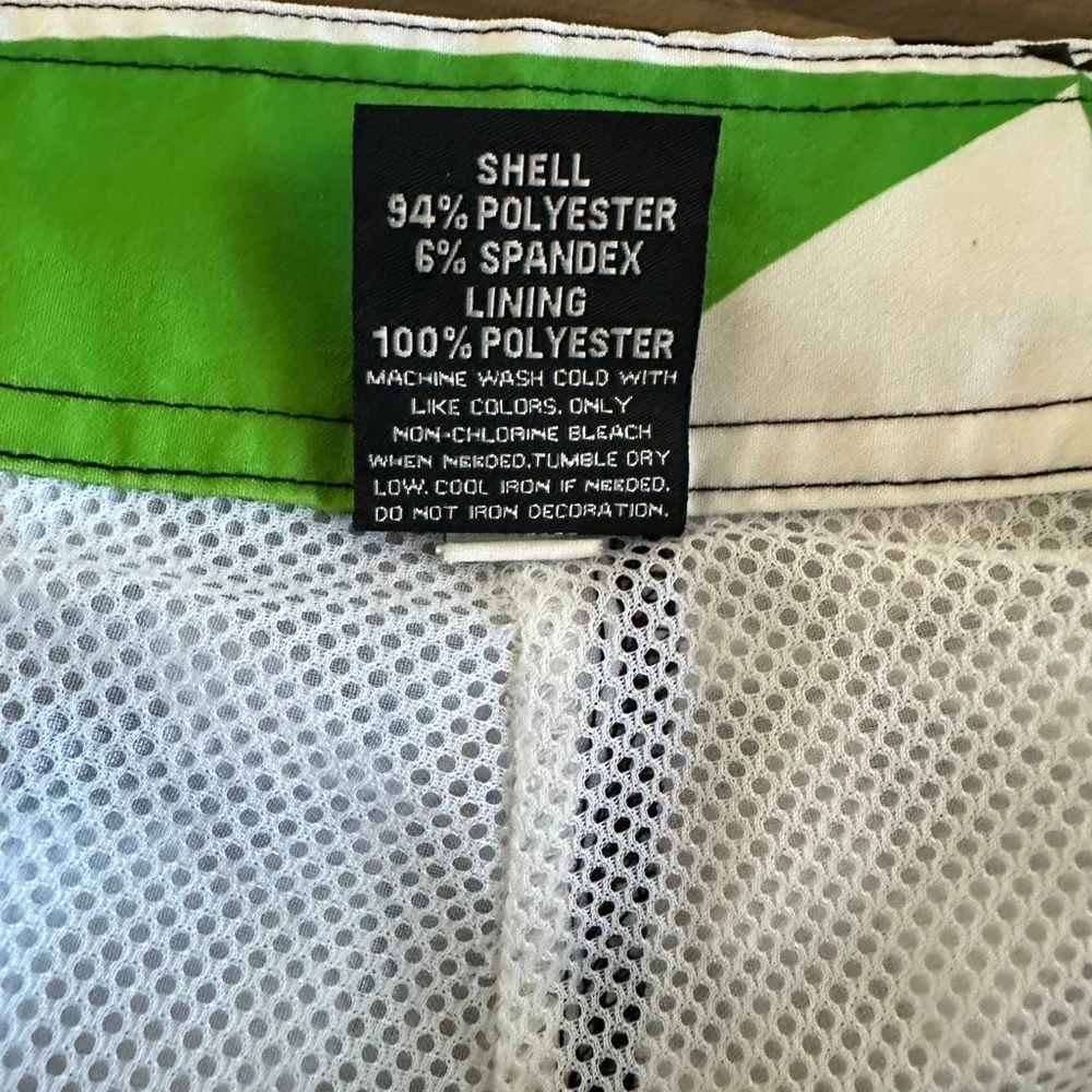 Men’s Tony Hawk Geometric Board Shorts L 36 White Black Swim Trunks